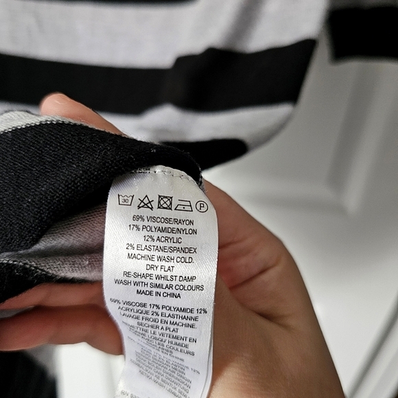 French Connection Black and Gray Striped Sweater Dress - Size 12 - Picture 10 of 14